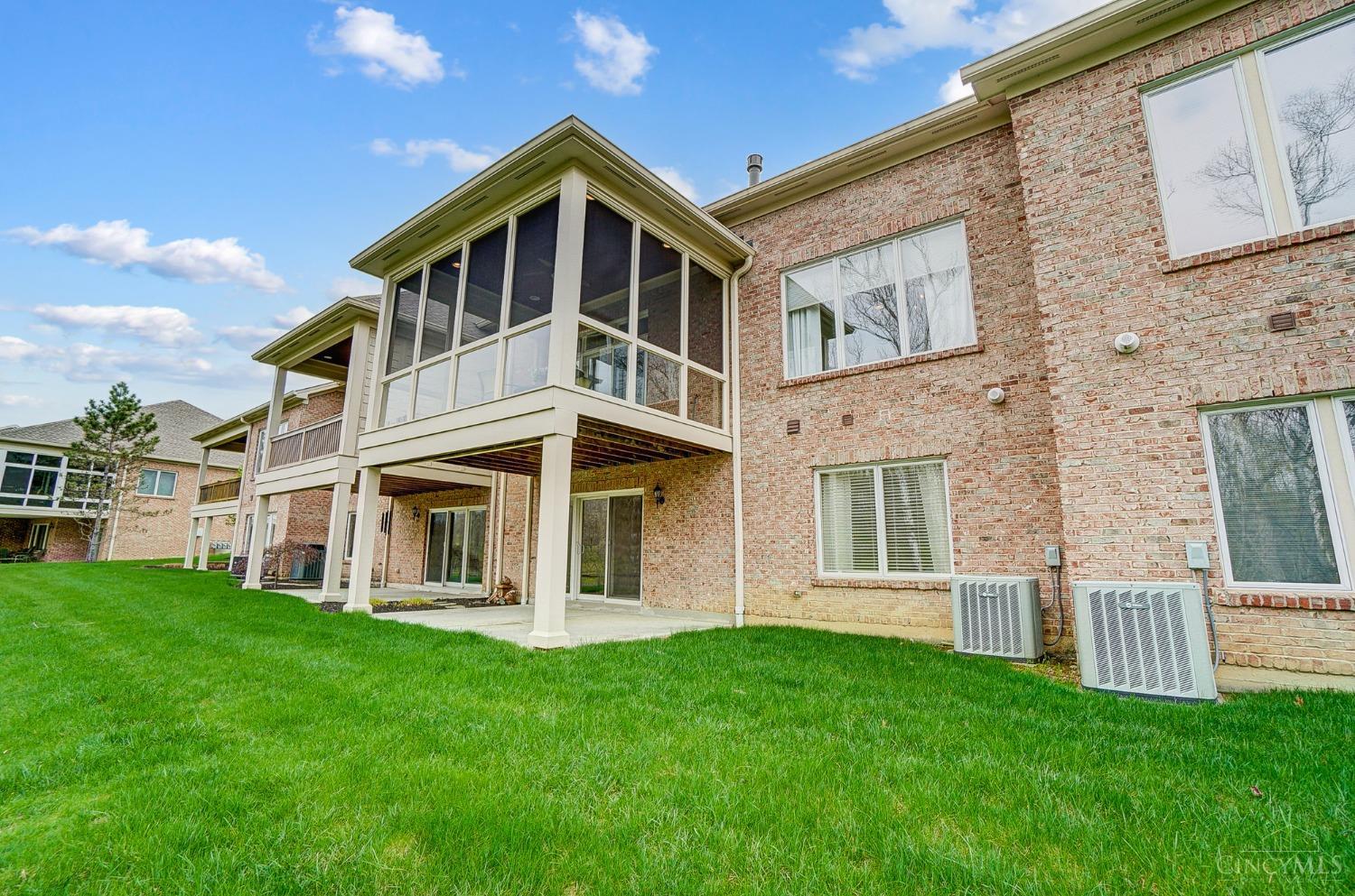 9585 Fox Creek Lane