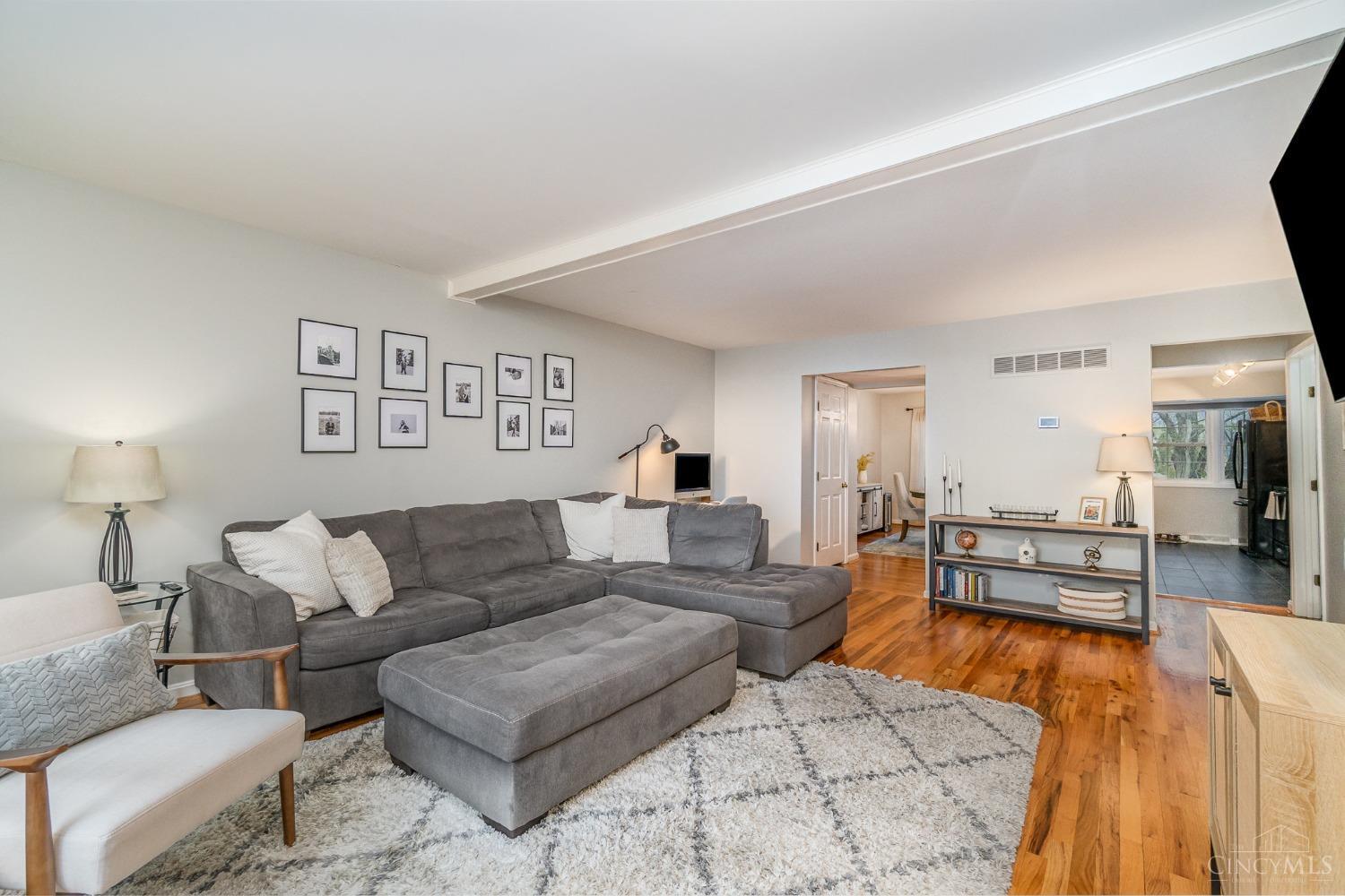 1110 Springfield Pike 5