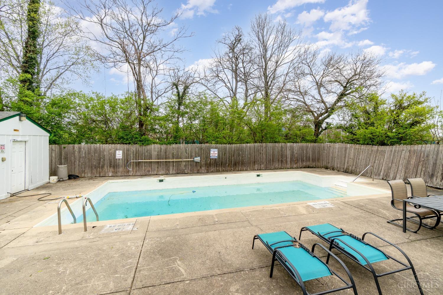 1110 Springfield Pike 5
