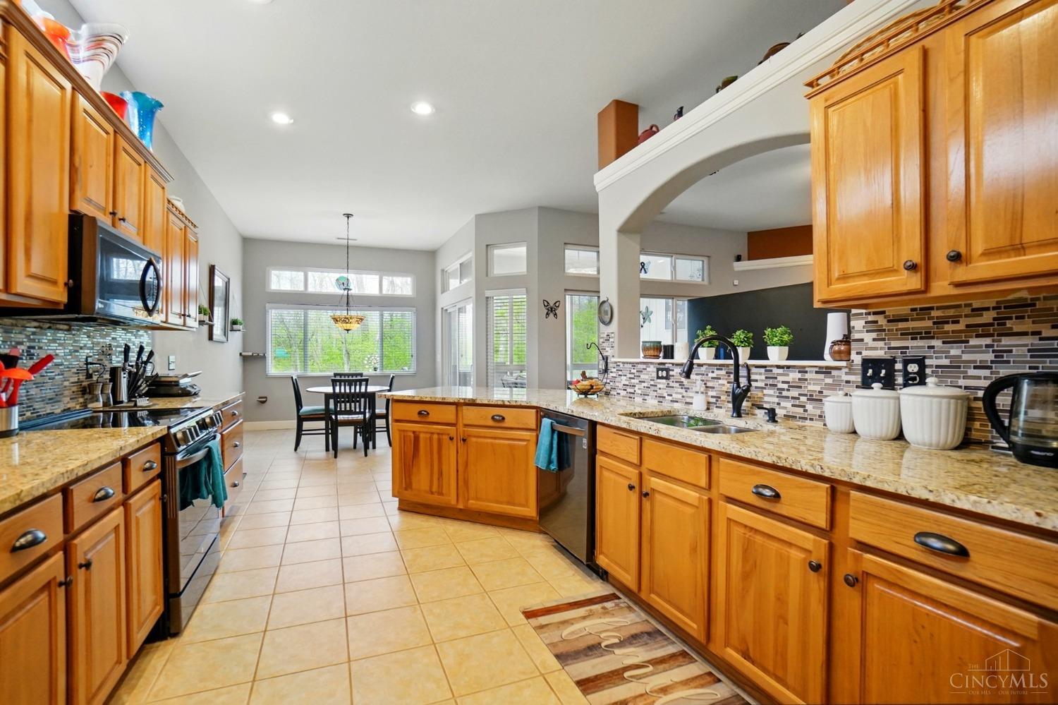 6038 Ferndown Court