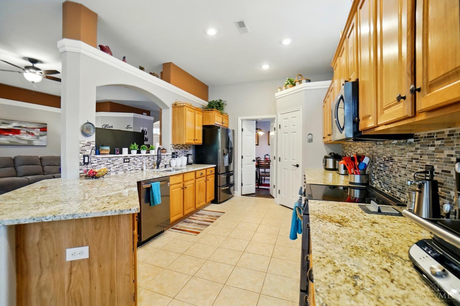 6038 Ferndown Court