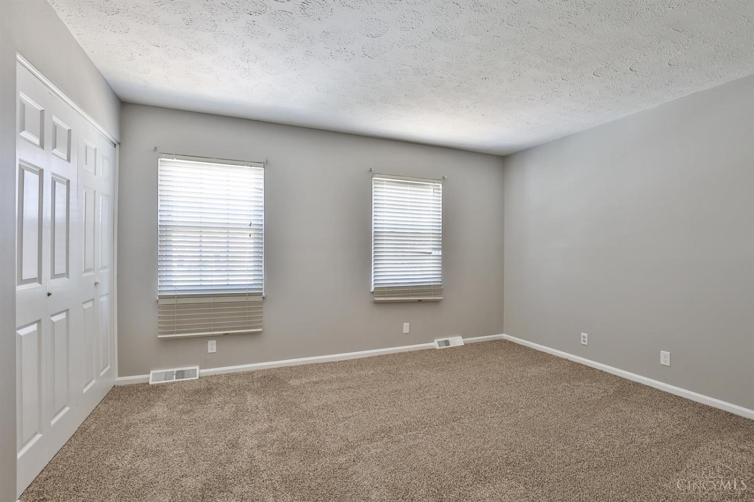 18 Courthouse Green