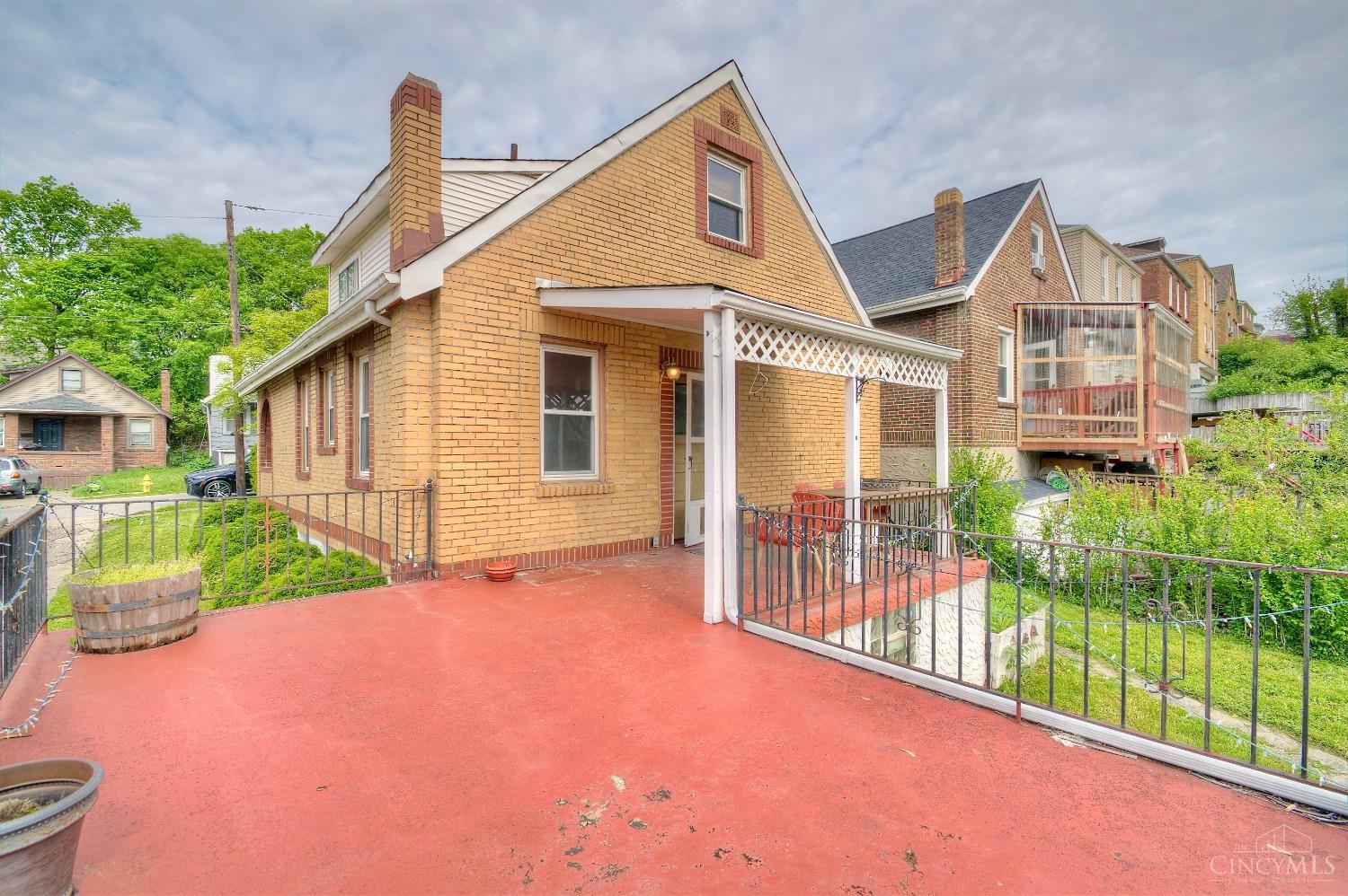 1610 Minion Avenue