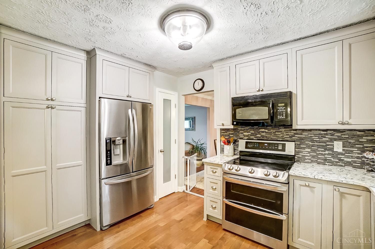 6629 Windmill Drive