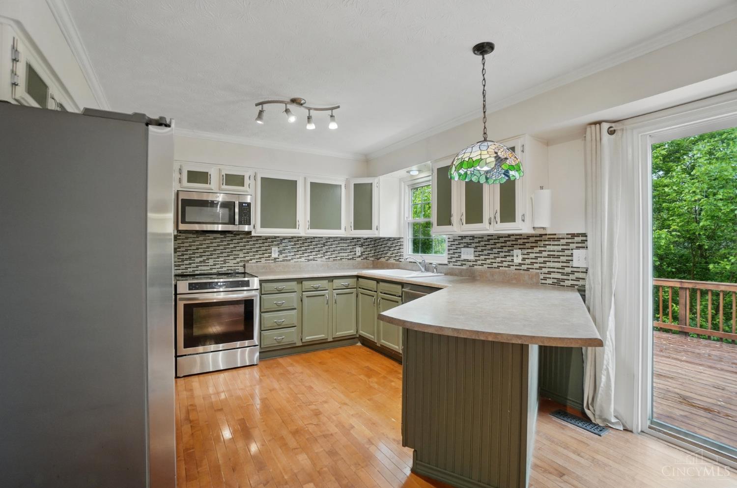 6291 Crooked Creek Drive