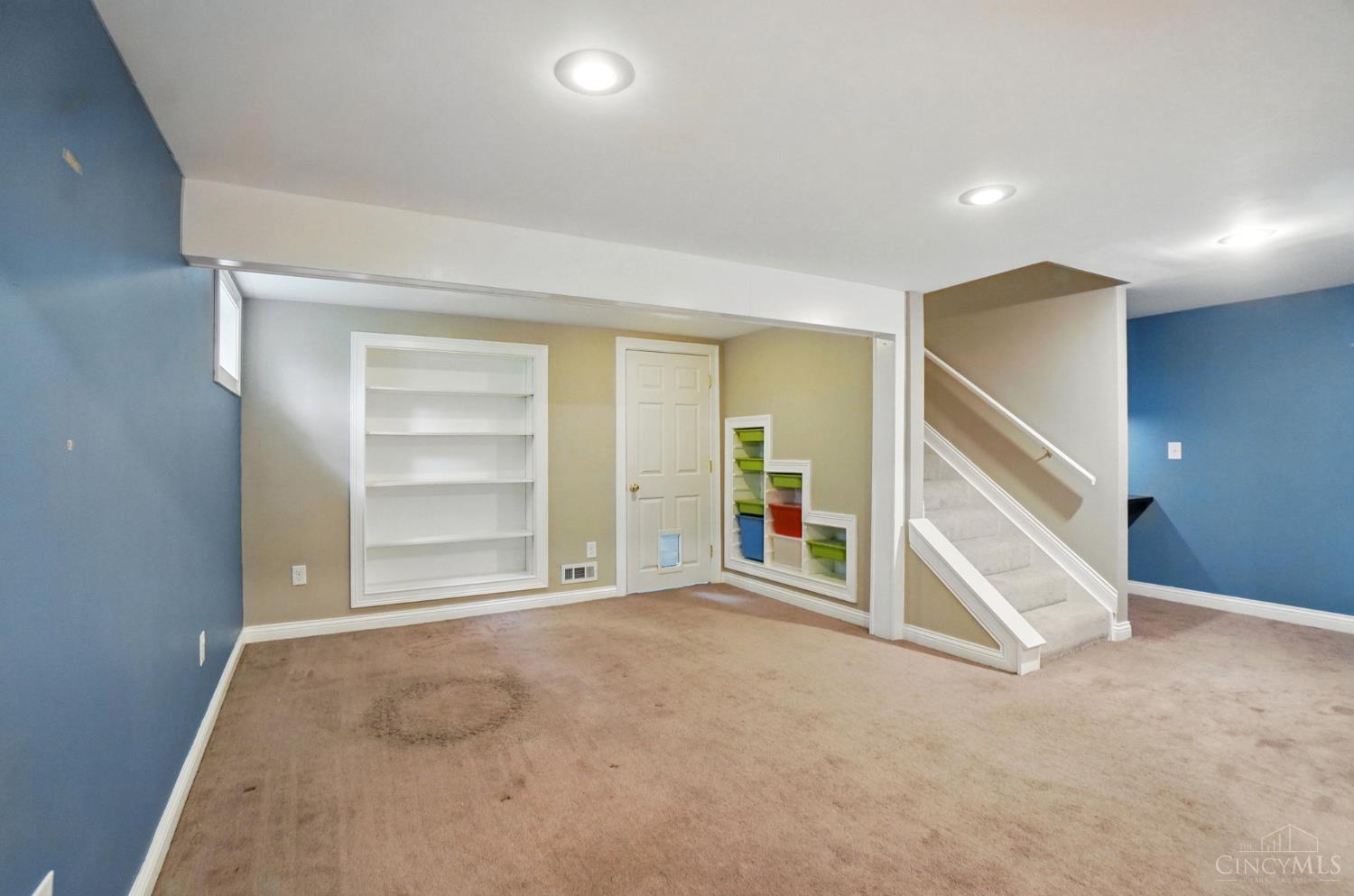 6291 Crooked Creek Drive