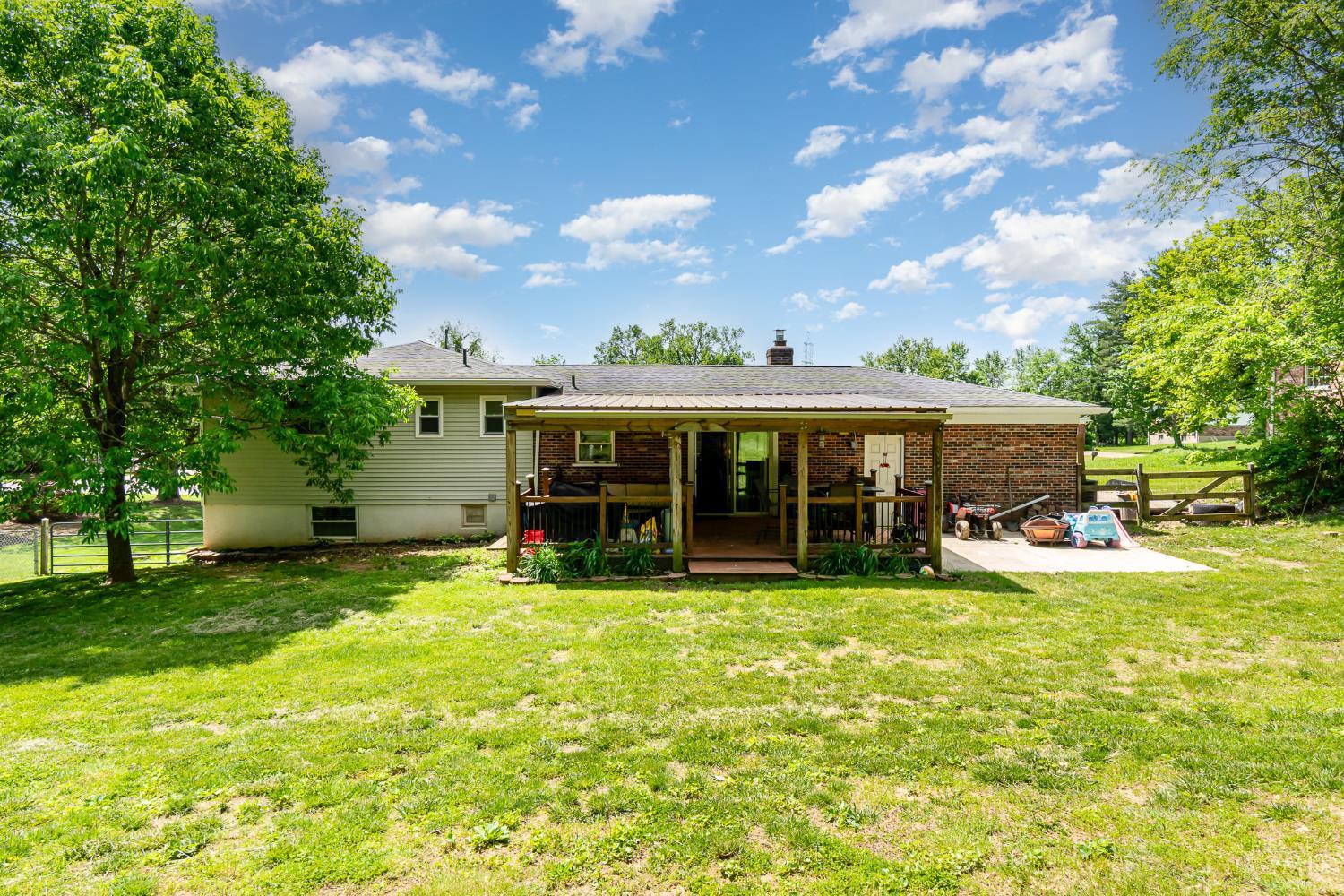 1332 Libby Lane