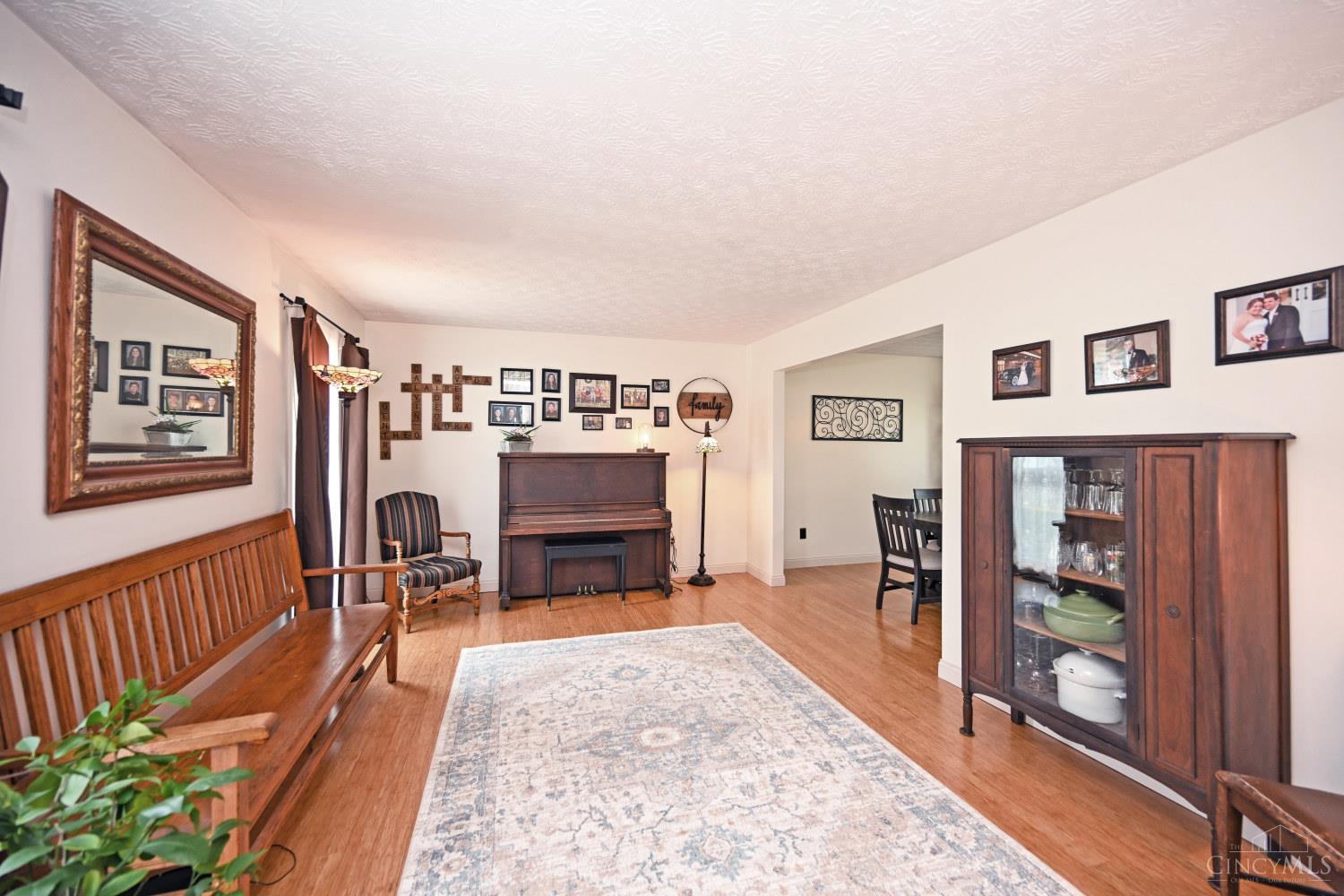 5437 Sanrio Court