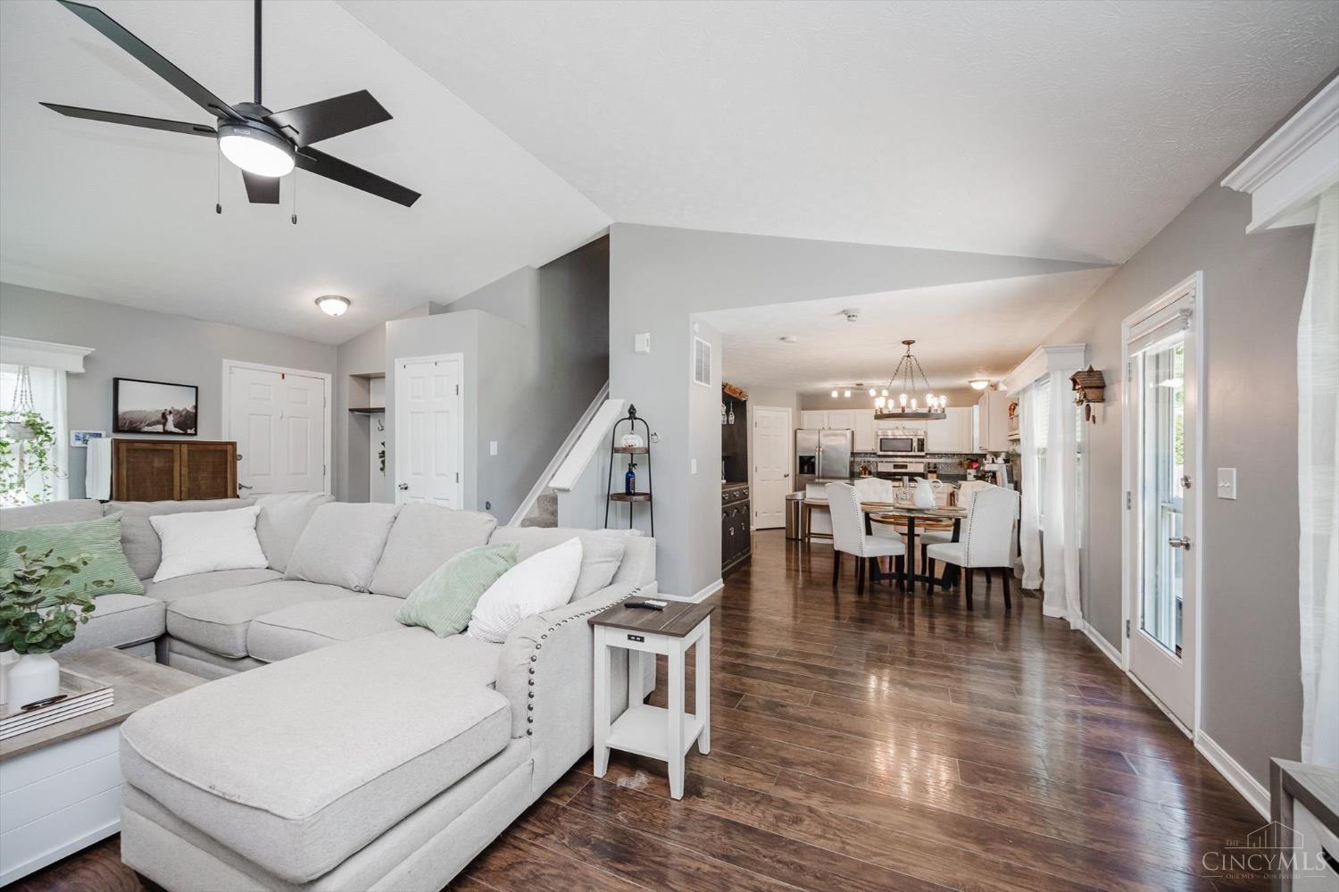 926 Weeping Willow Lane