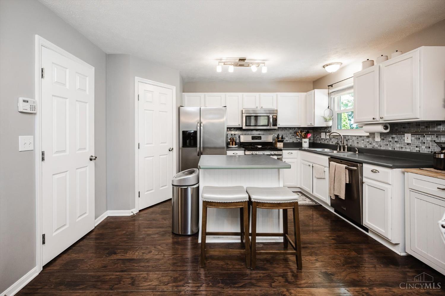 926 Weeping Willow Lane