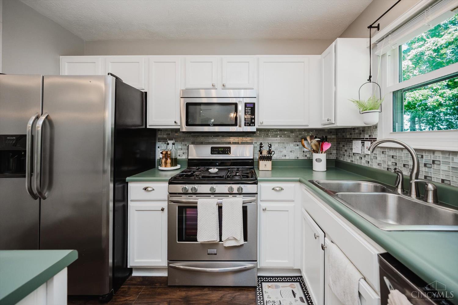 926 Weeping Willow Lane