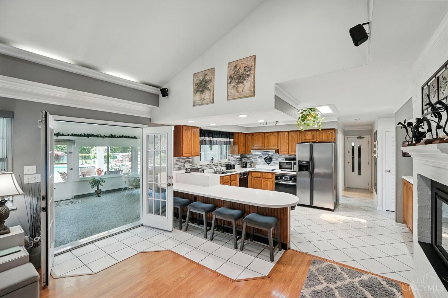 2599 Cranbrook Drive