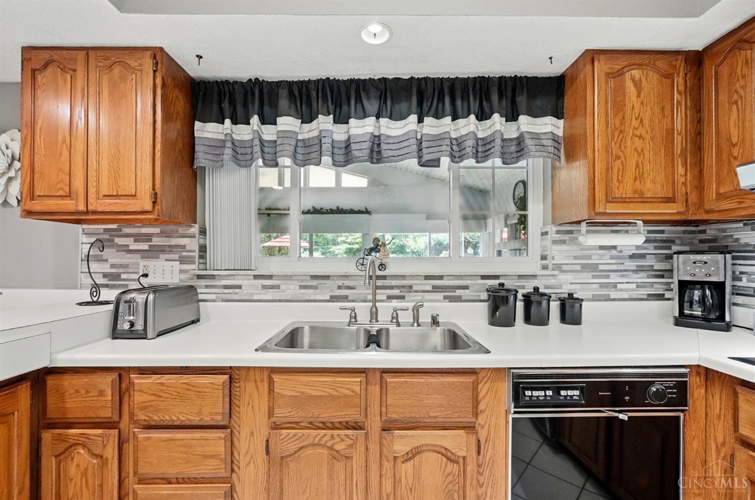 2599 Cranbrook Drive