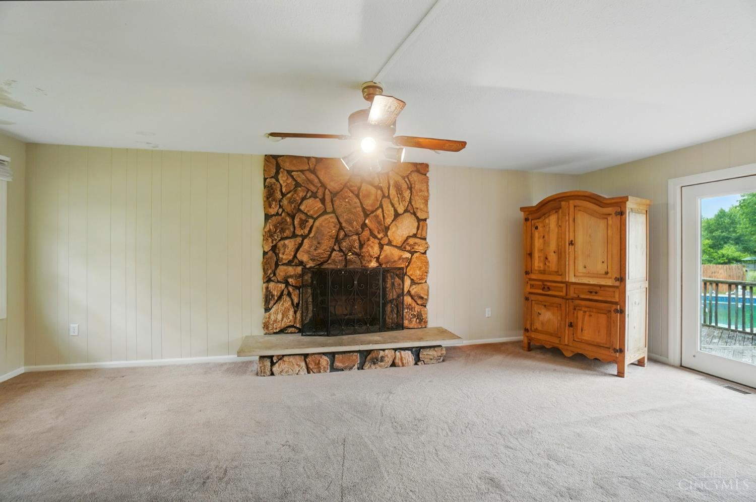 8385 Dimmick Road