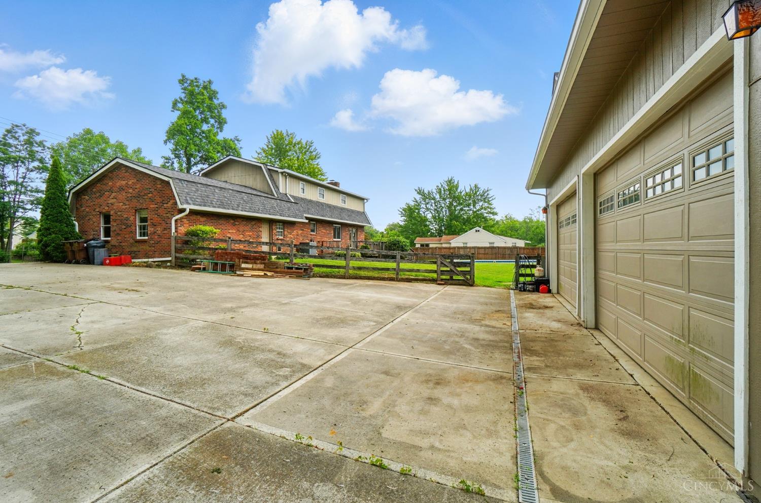 8385 Dimmick Road