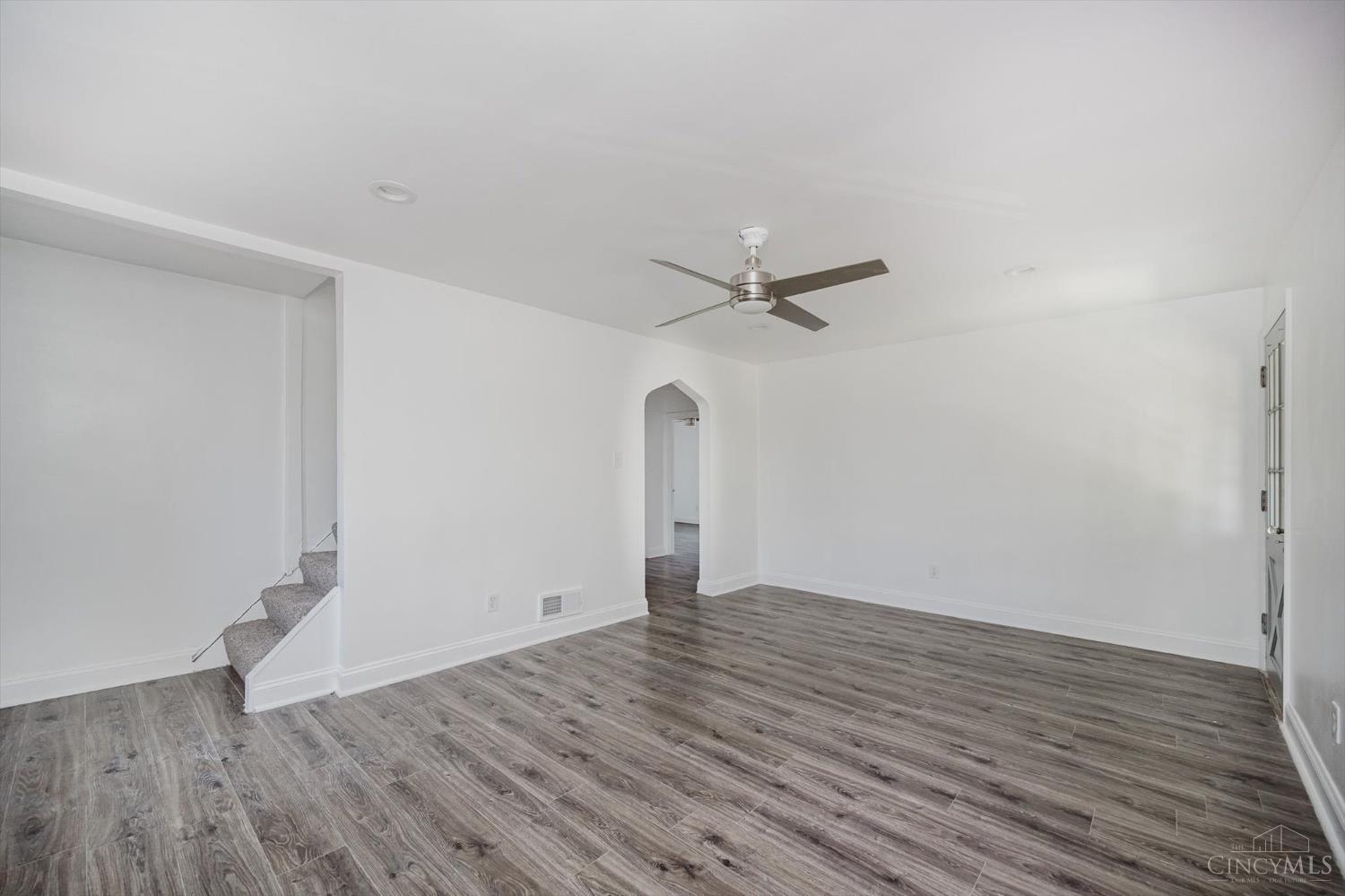3742 Marydell Place