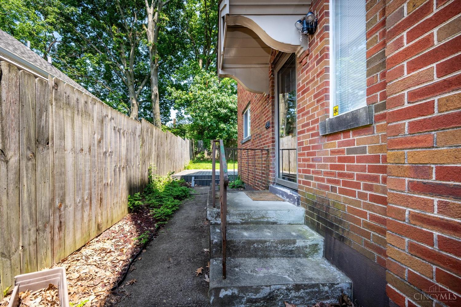 3742 Marydell Place