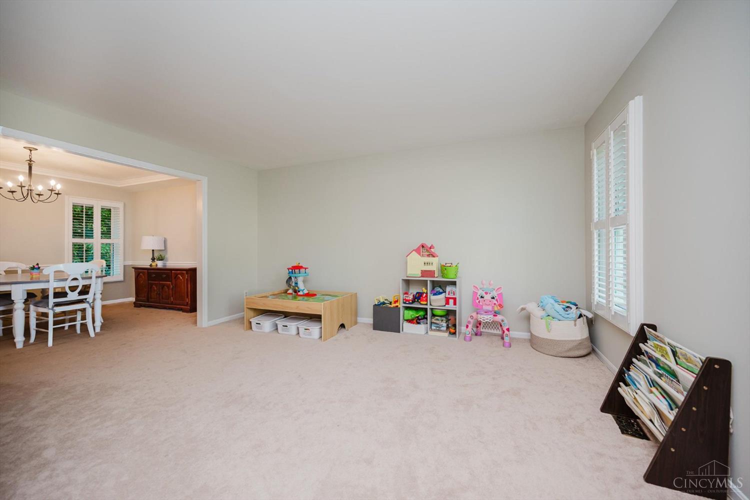 9930 Tall Oaks Court
