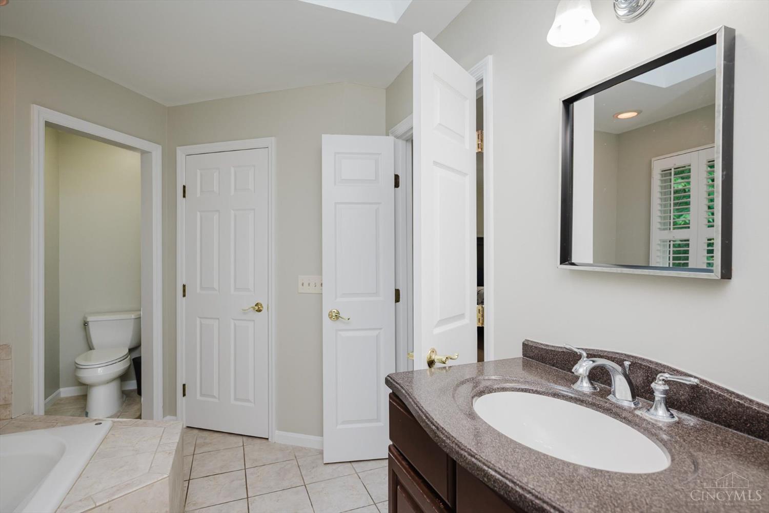 9930 Tall Oaks Court
