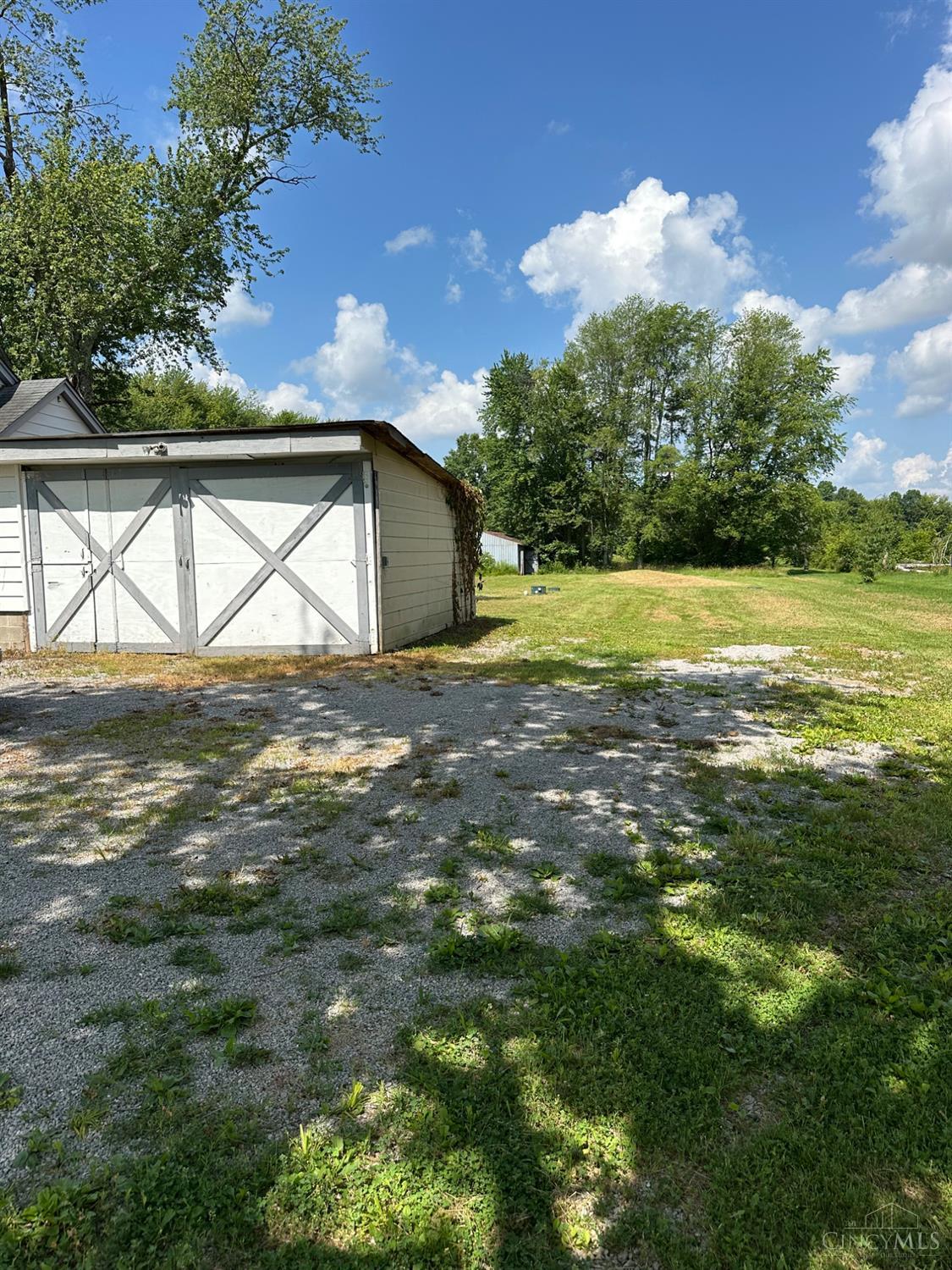 5983 Newtonsville Hutchinson Road