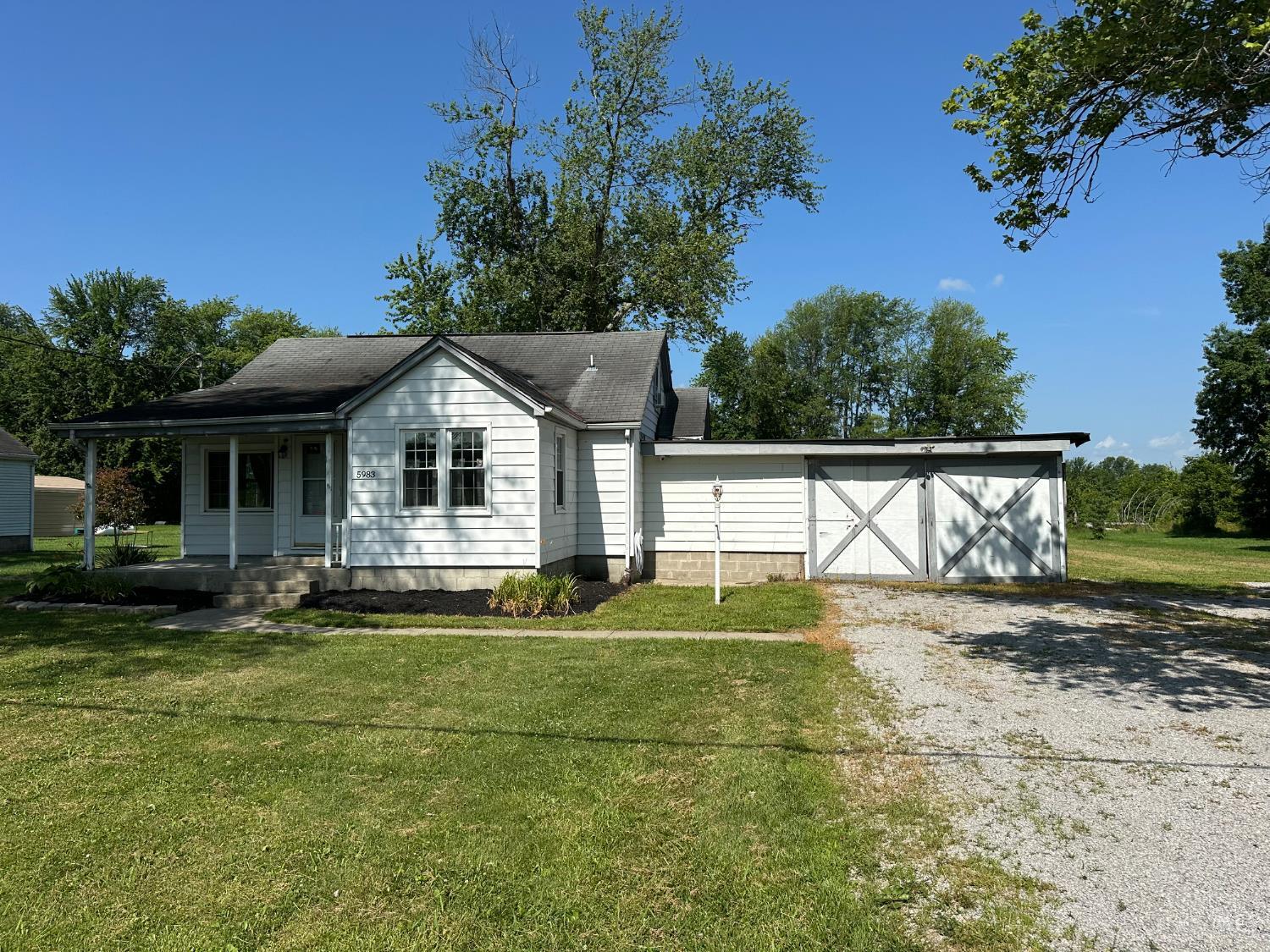 5983 Newtonsville Hutchinson Road