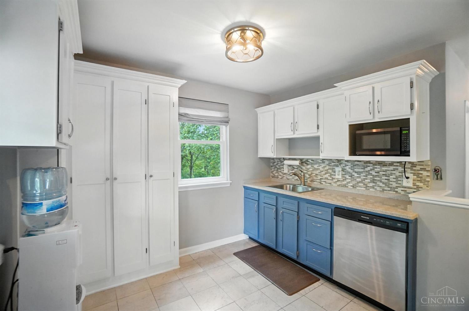 303 Kohl Street