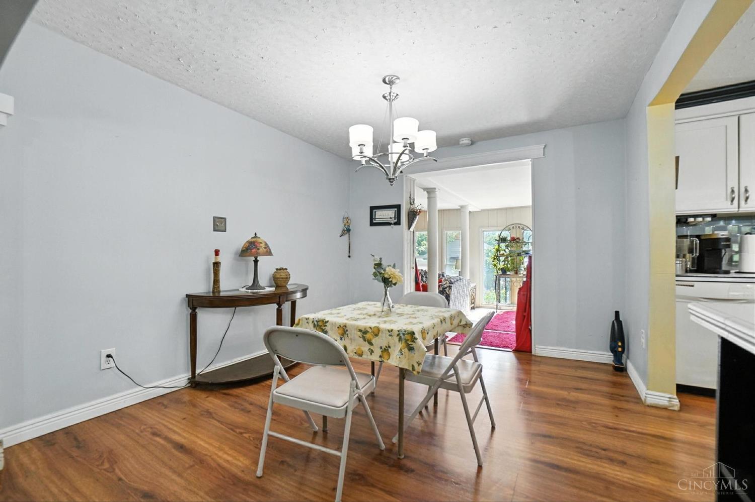 5460 Country Lane