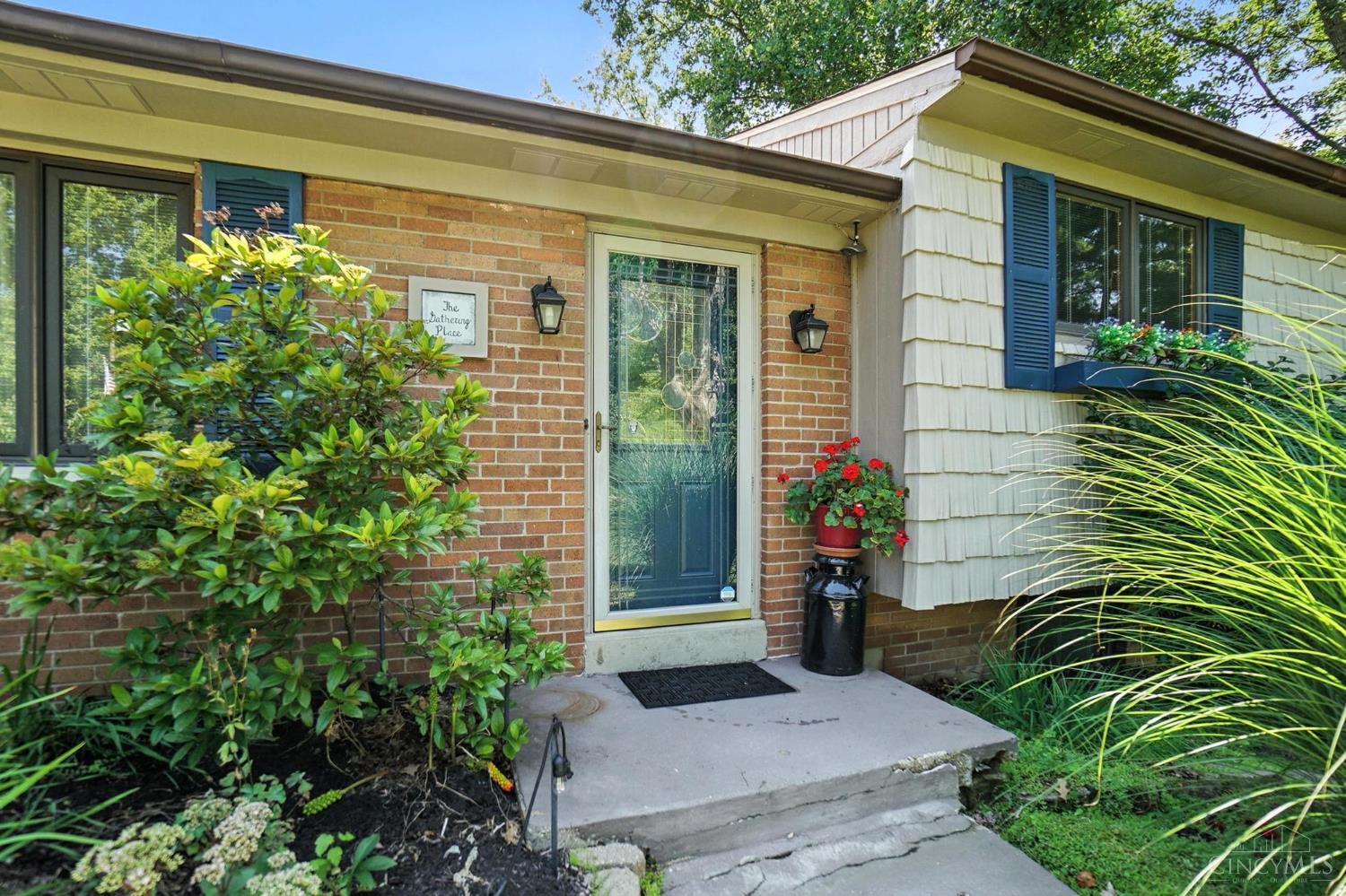 5460 Country Lane