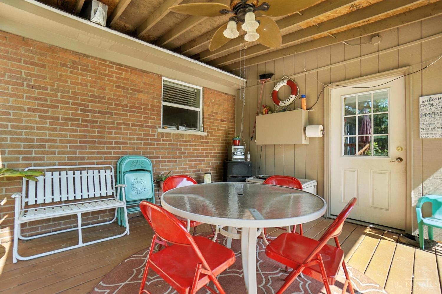 5460 Country Lane