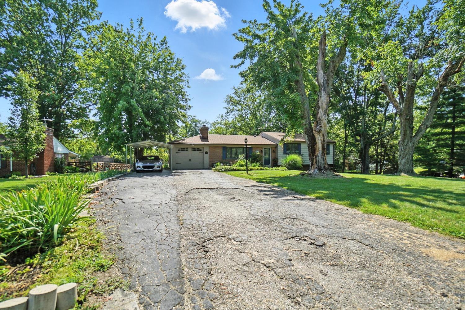 5460 Country Lane