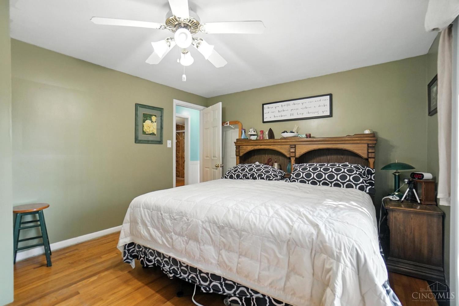 5460 Country Lane
