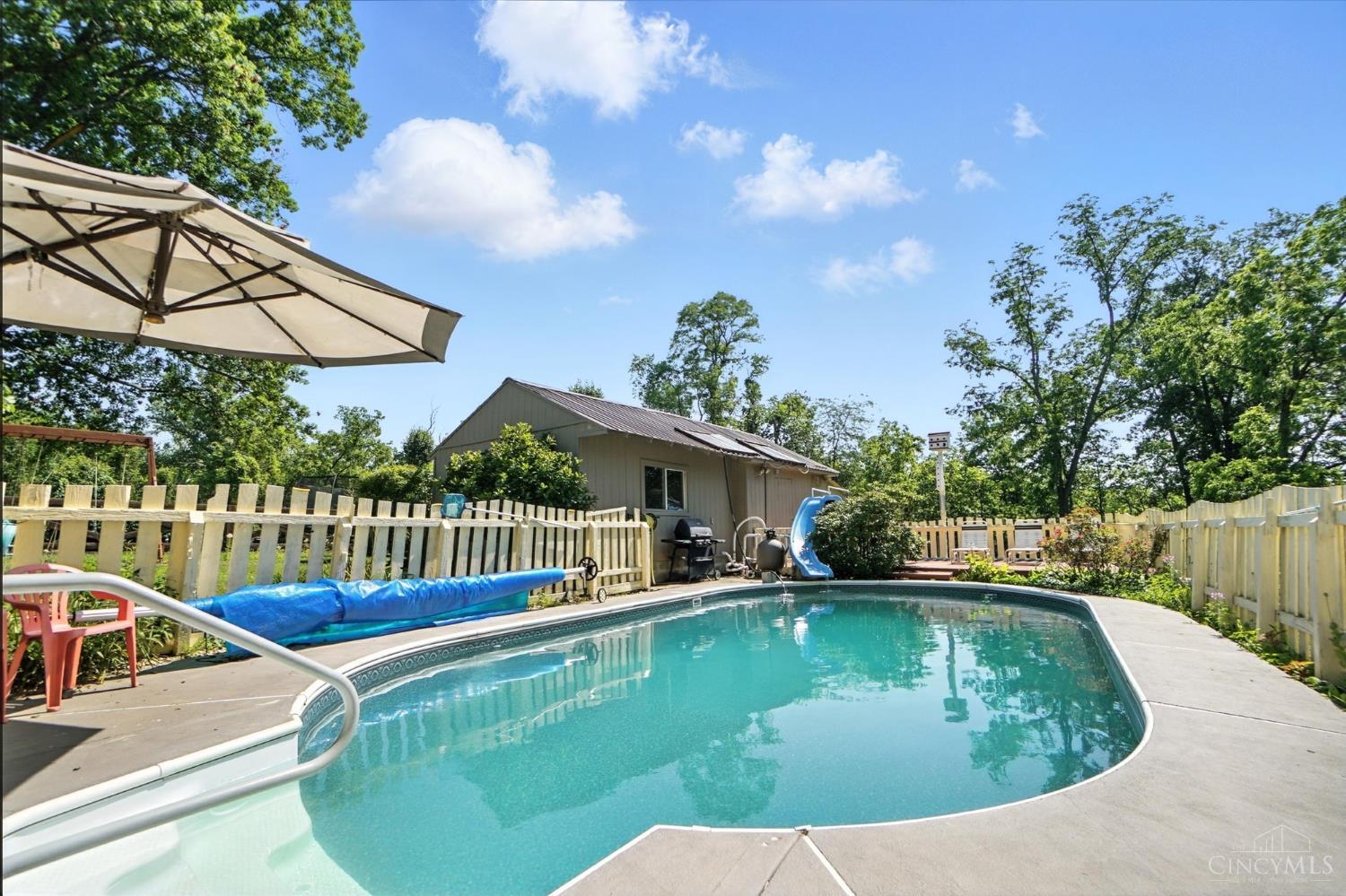 5460 Country Lane