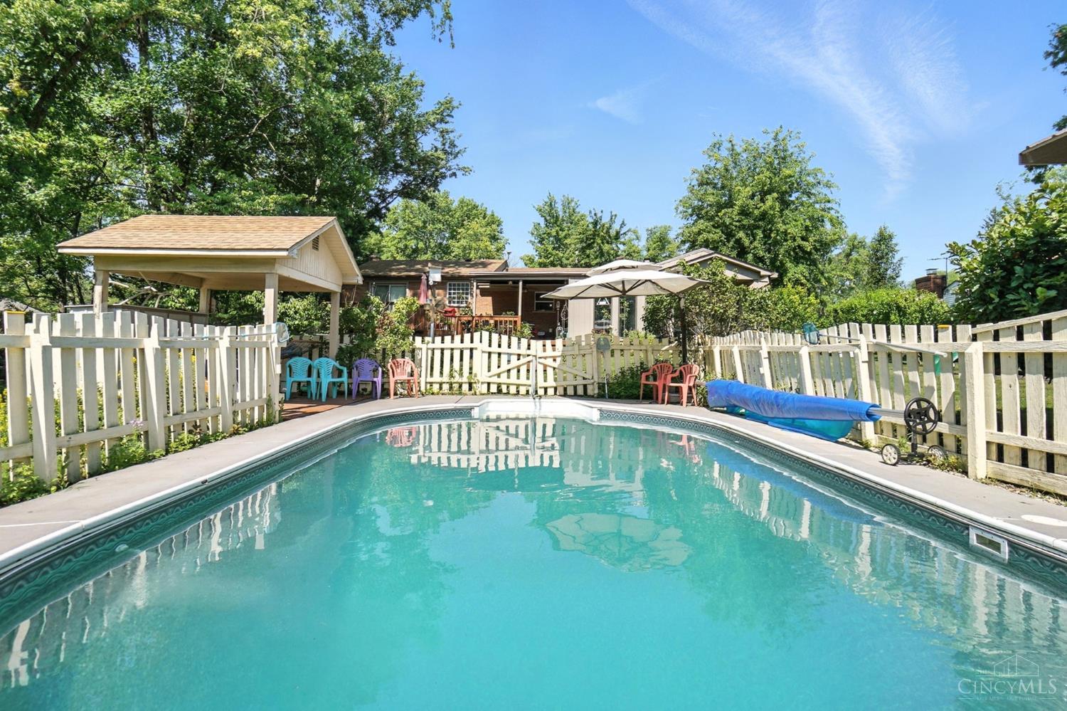 5460 Country Lane