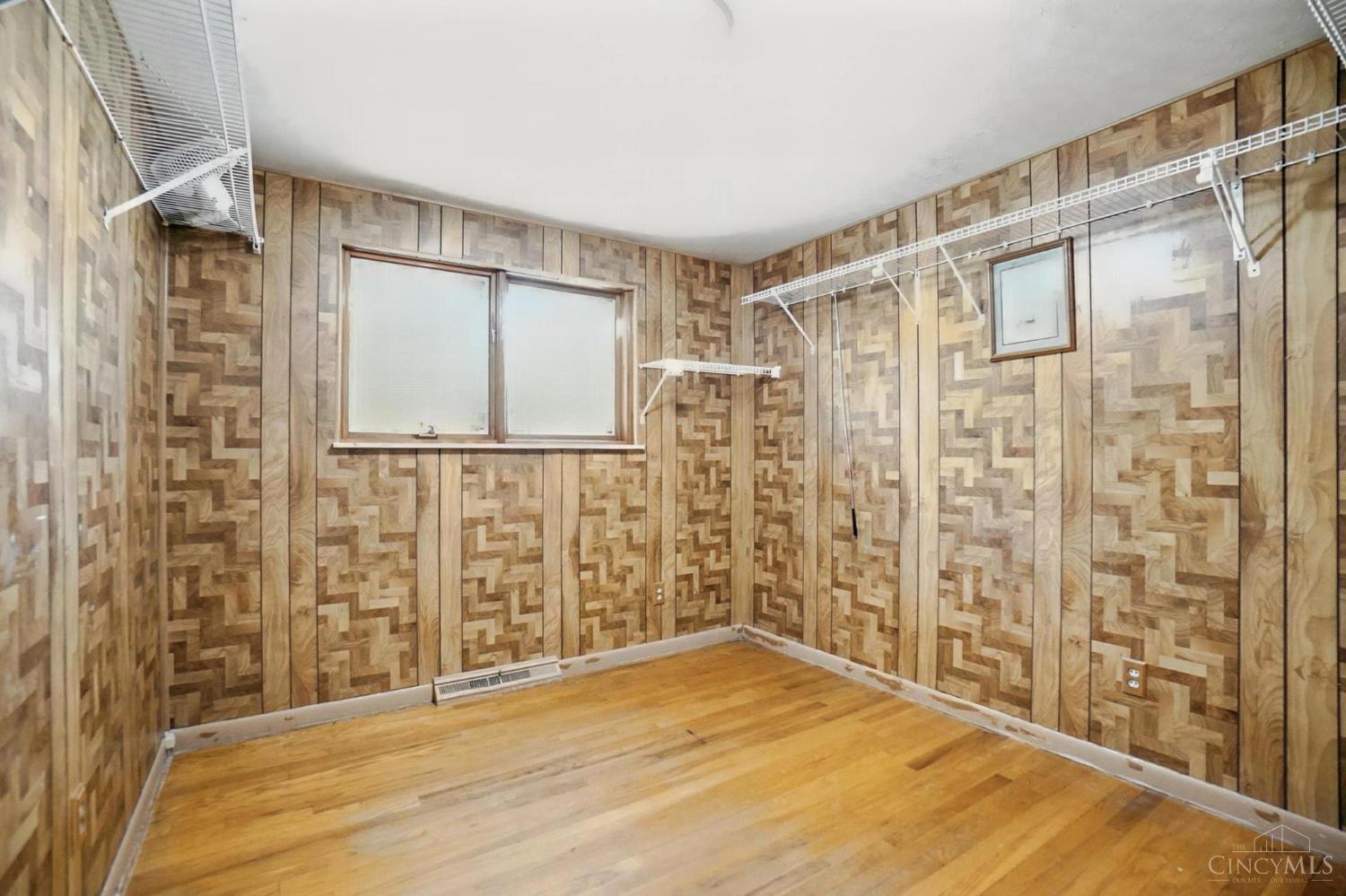 5460 Country Lane