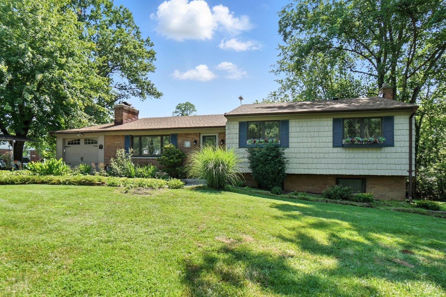 5460 Country Lane