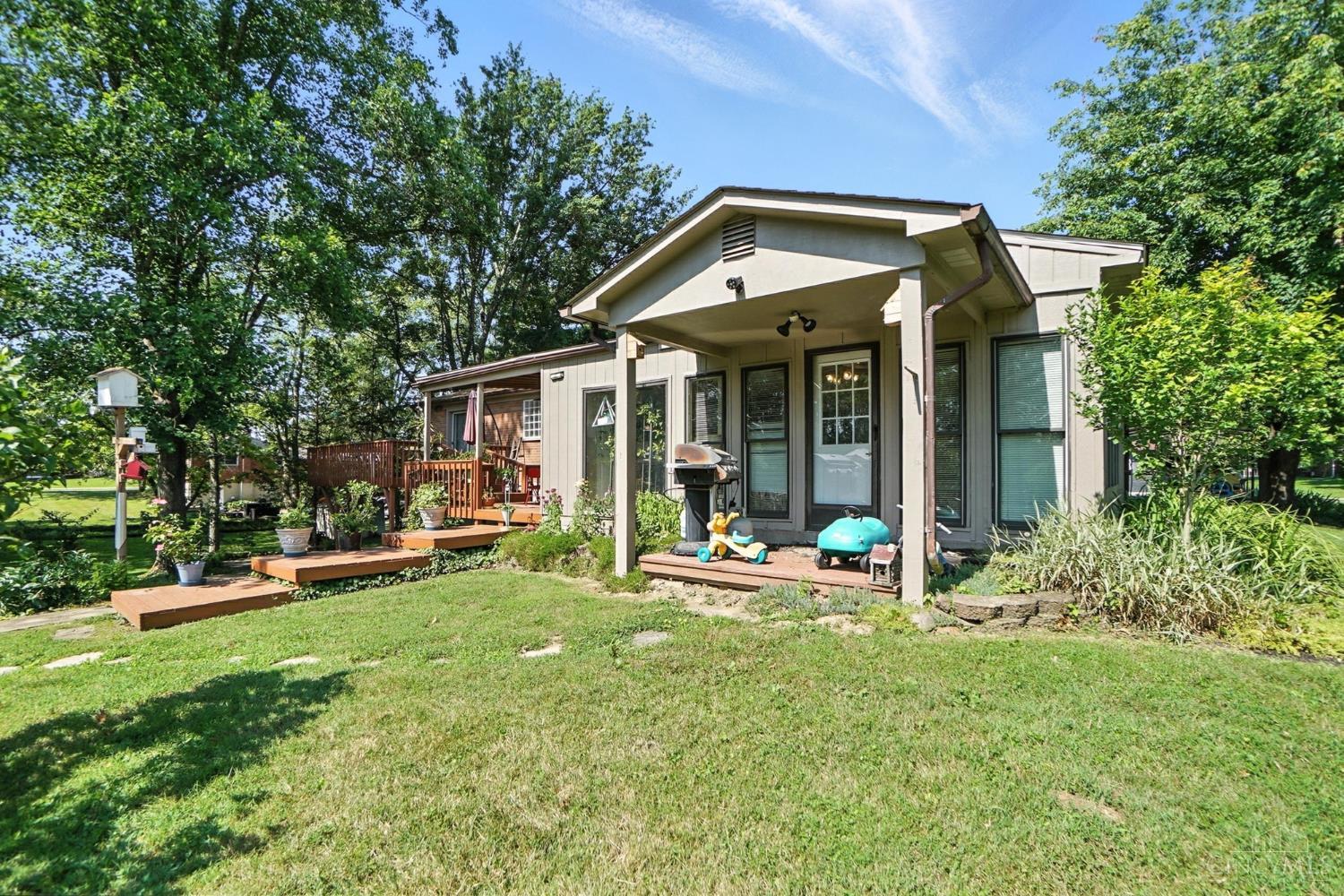 5460 Country Lane