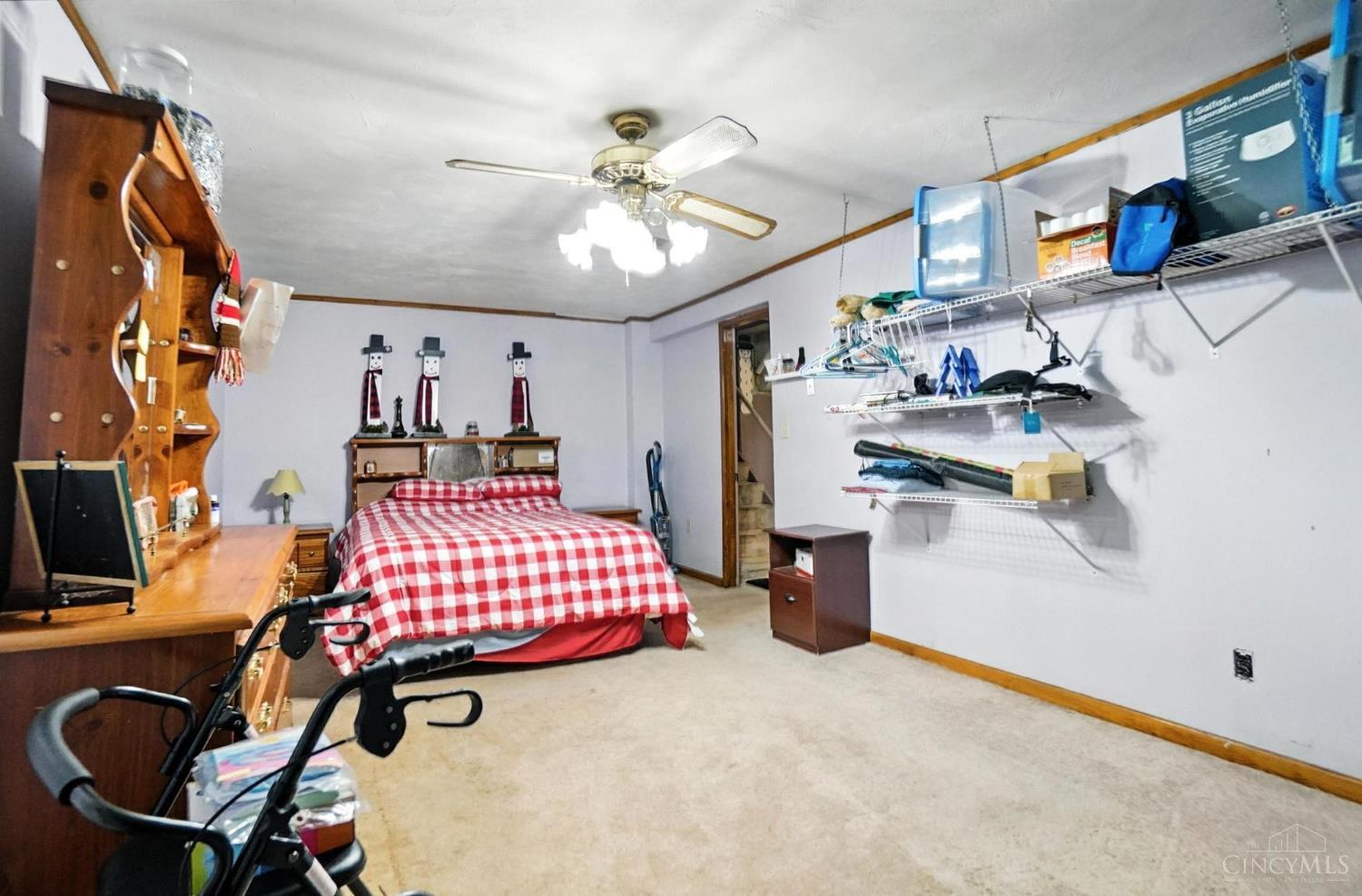 5460 Country Lane