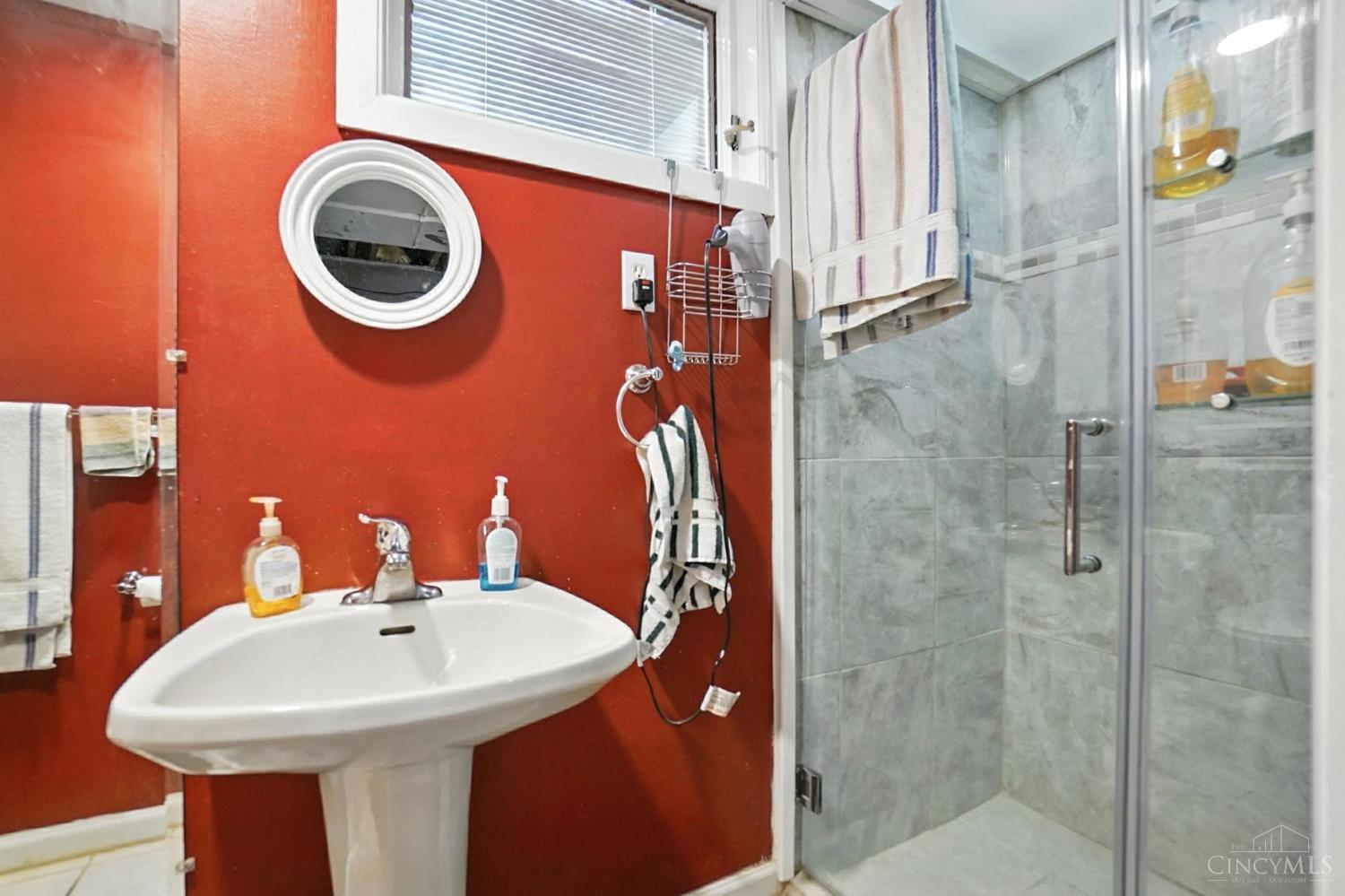 5460 Country Lane