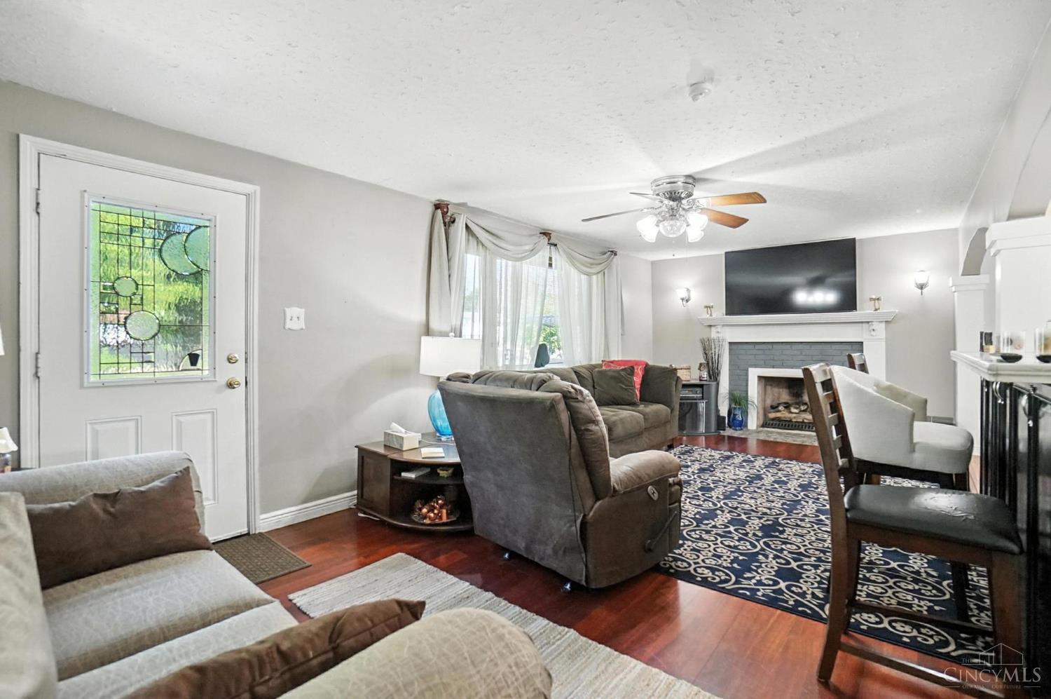 5460 Country Lane