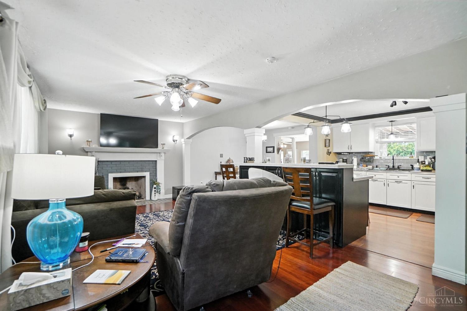 5460 Country Lane