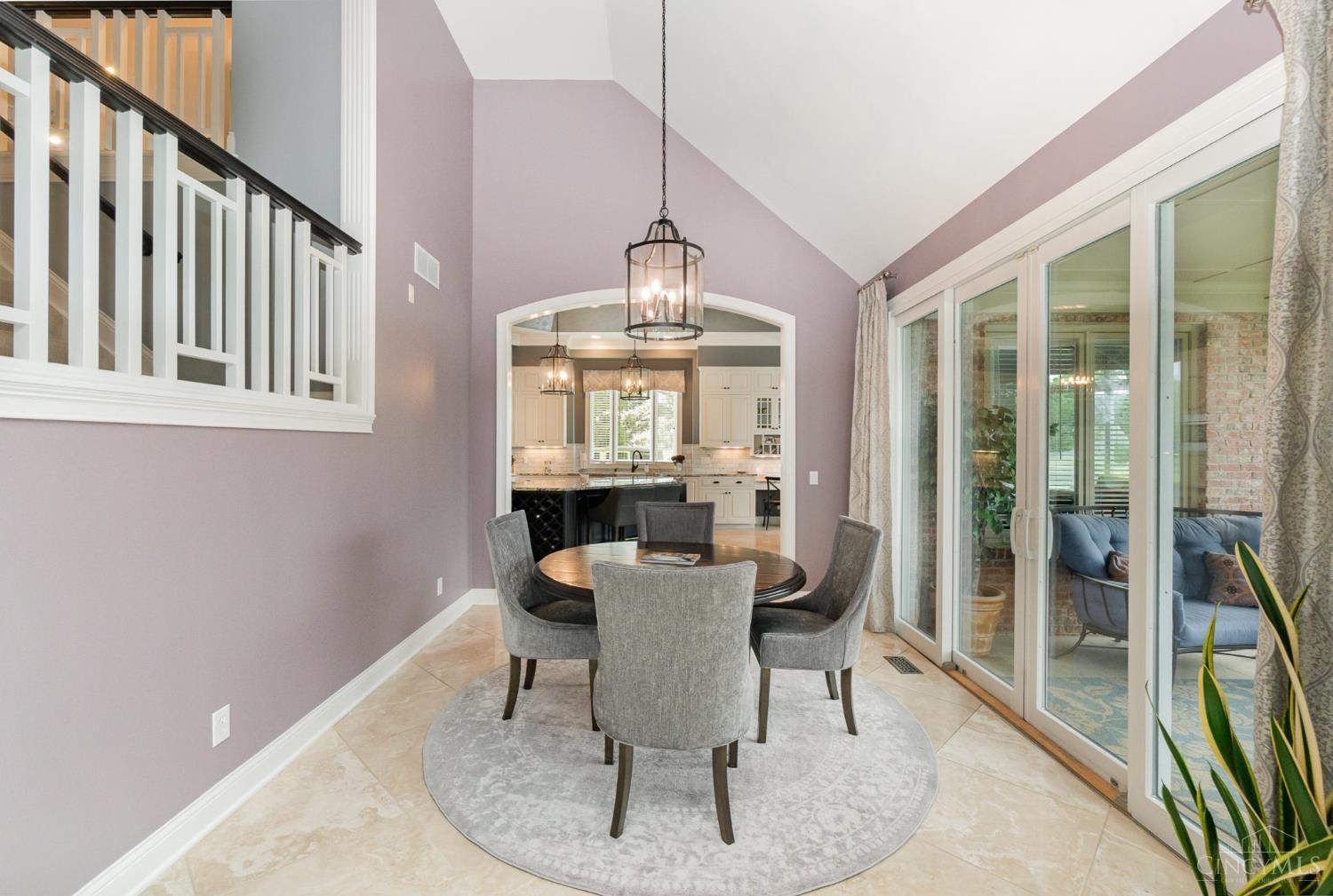 6674 Waters Edge