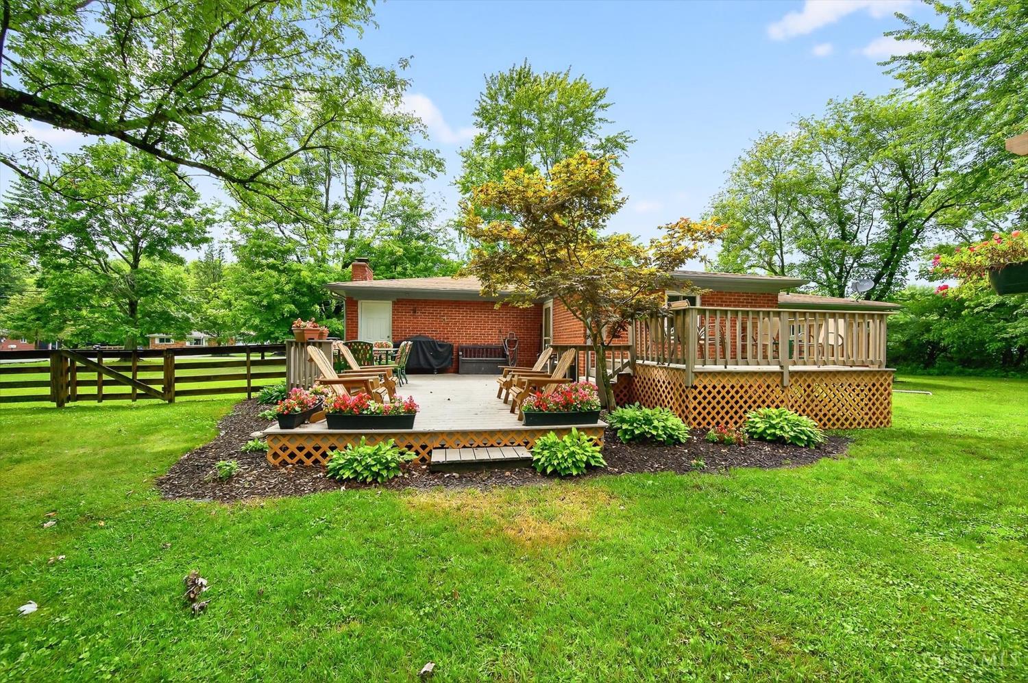 5744 Melody Lane