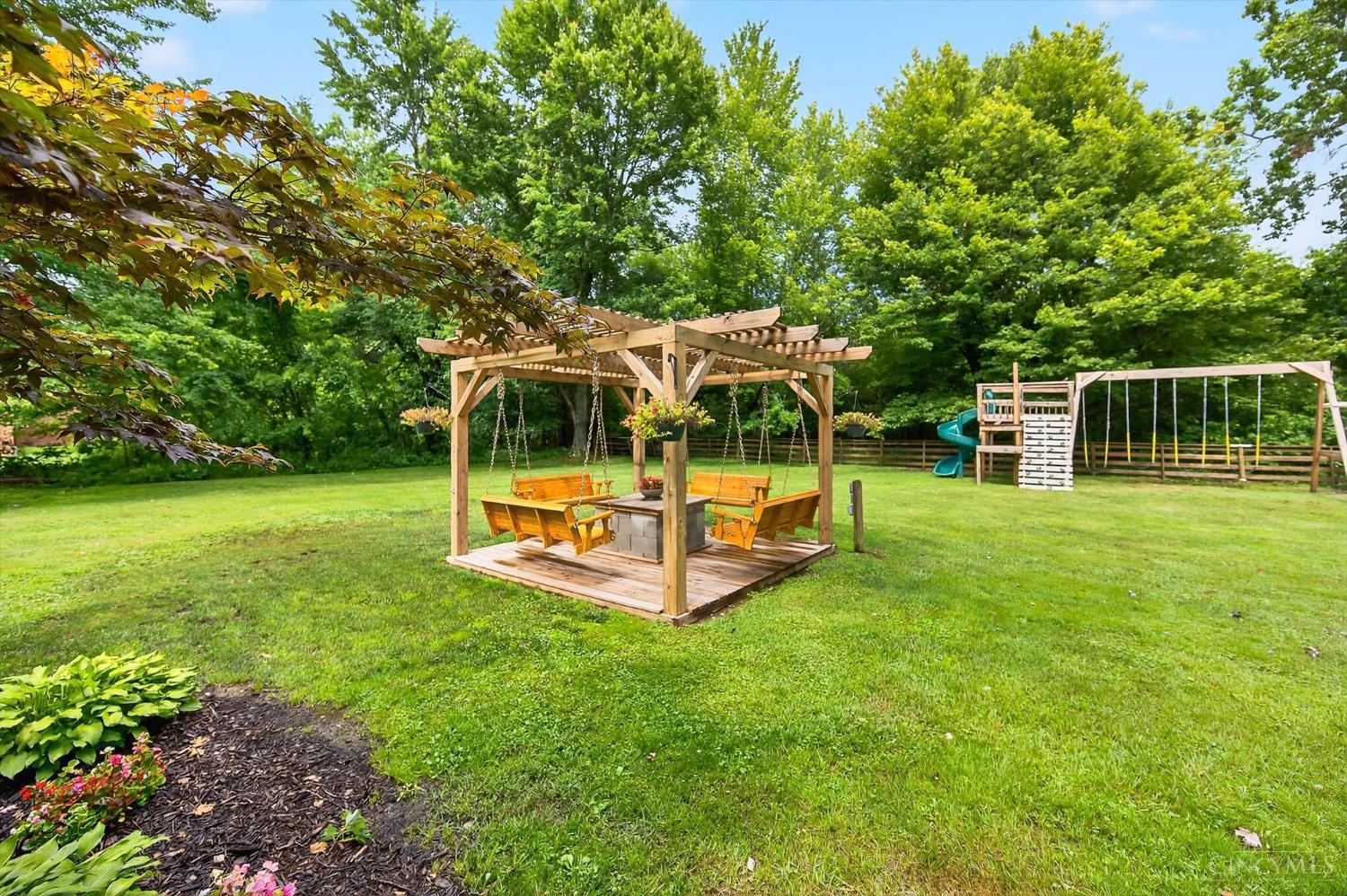 5744 Melody Lane