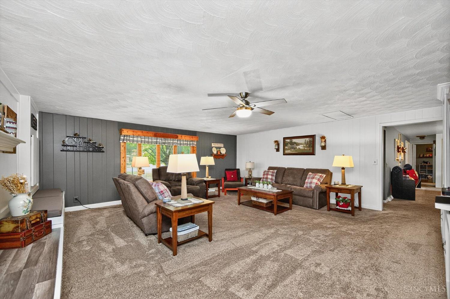 5744 Melody Lane