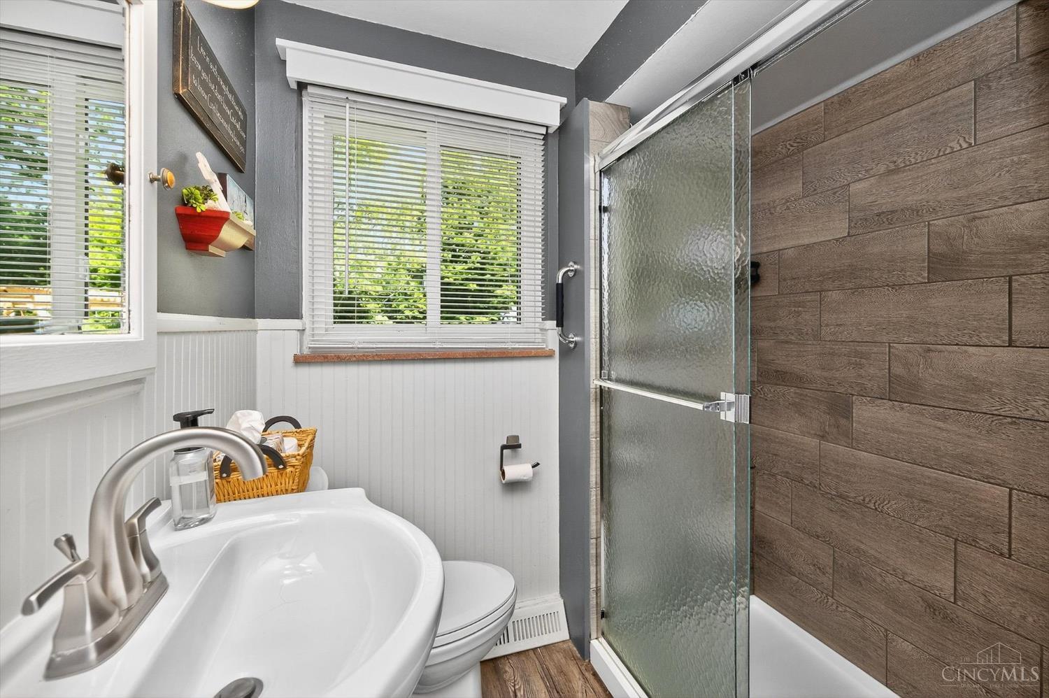 5744 Melody Lane