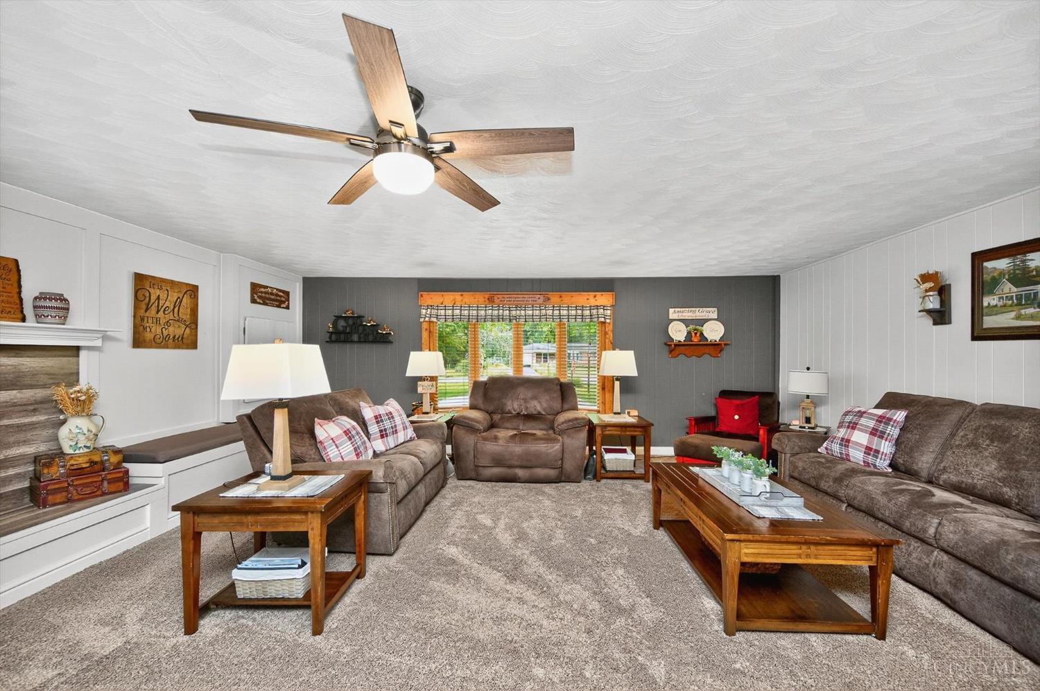 5744 Melody Lane