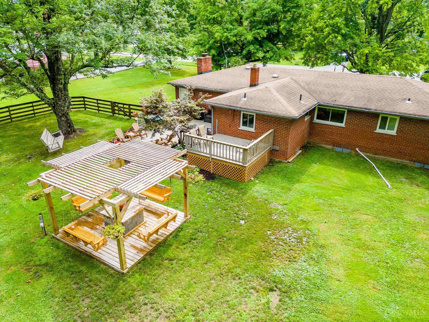 5744 Melody Lane
