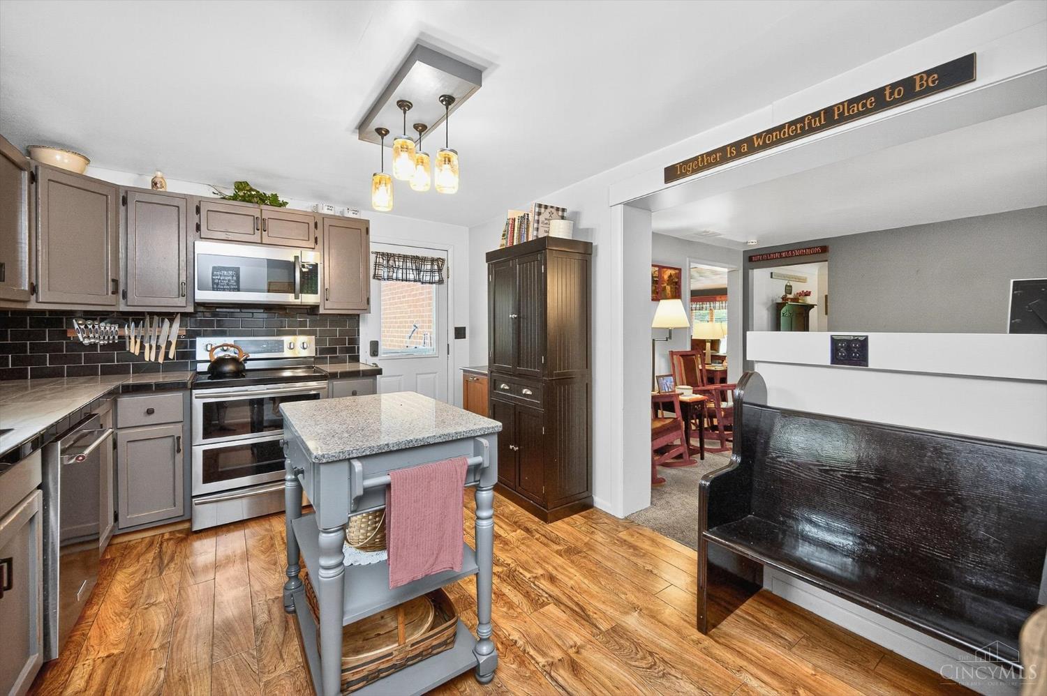 5744 Melody Lane
