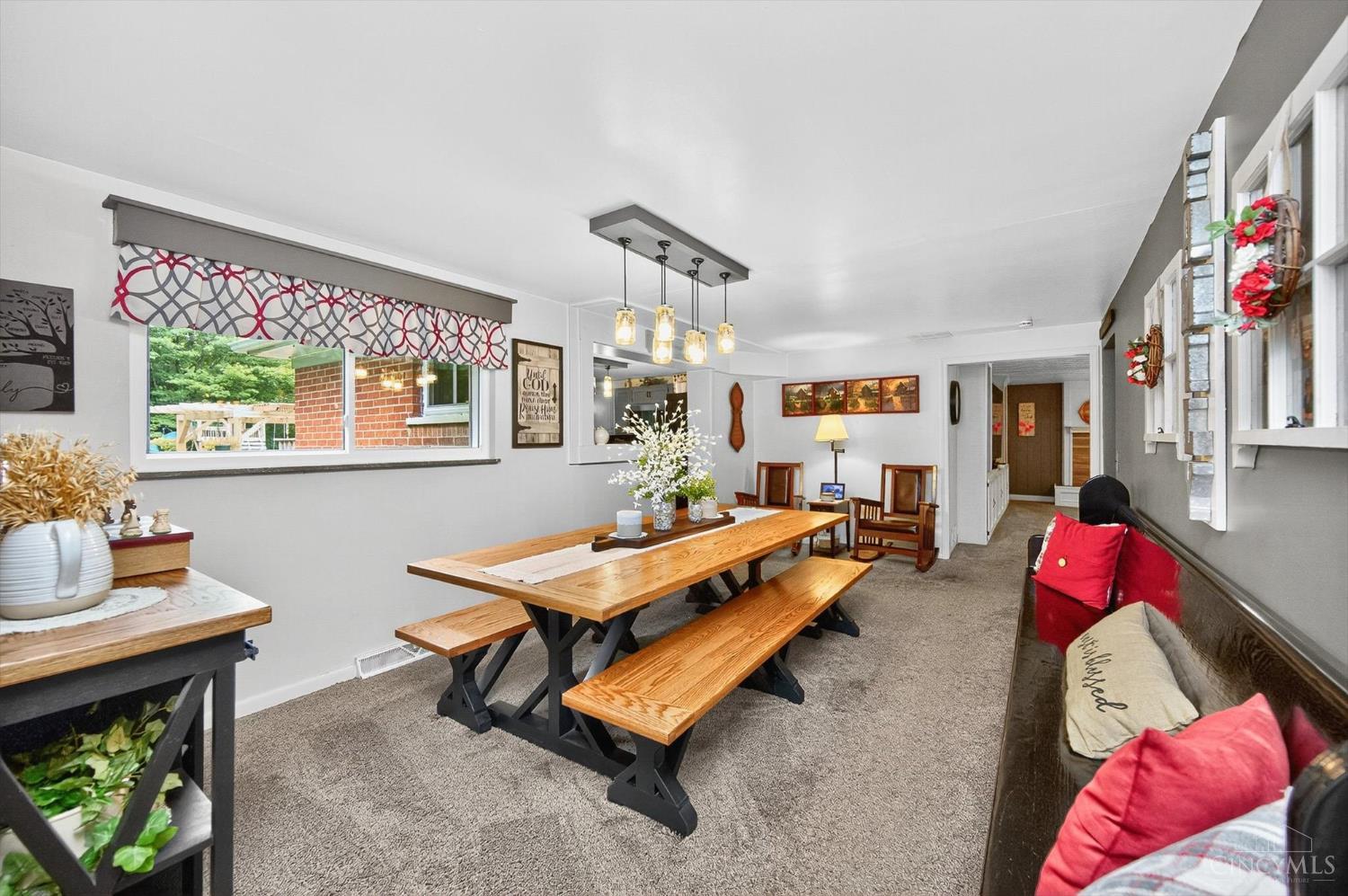 5744 Melody Lane