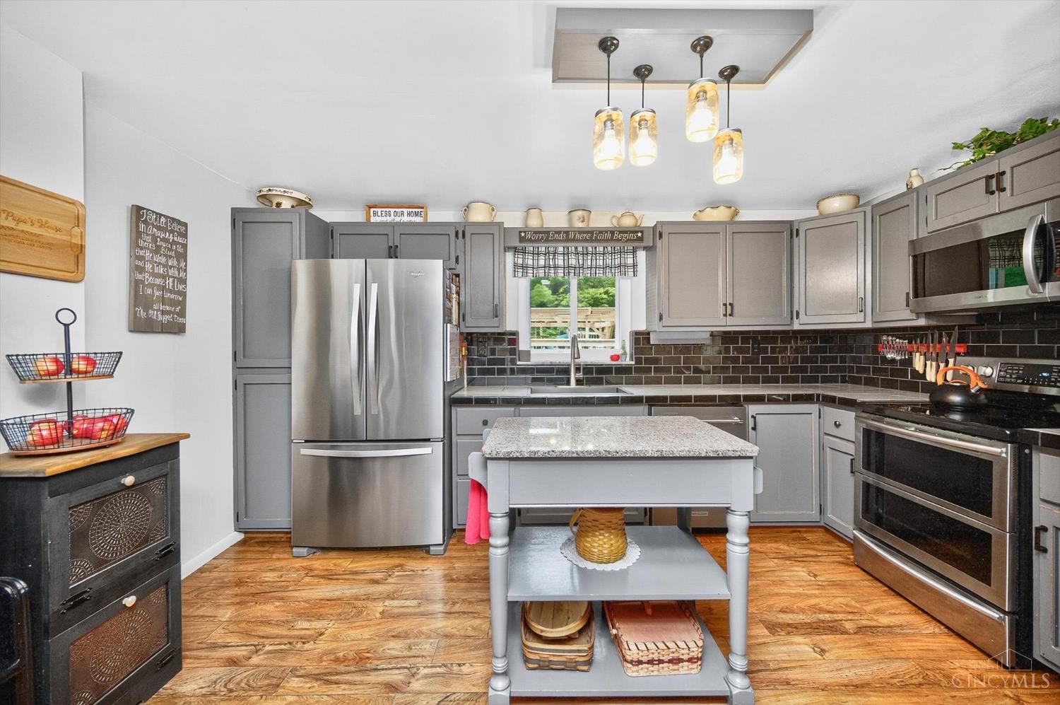 5744 Melody Lane